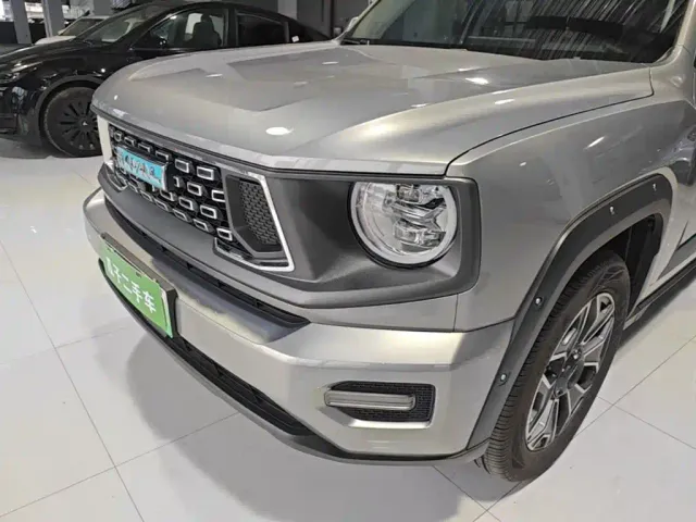 Haval Haval Second-Generation Big Dog New Energy 2023 DHT-PHEV 105km Trend Electric Edition — Фото автомобиля 23