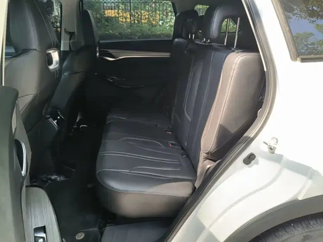 Changan CS75 Plus — Фото автомобиля 16