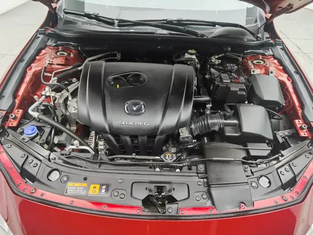 Mazda Axela — Фото автомобиля 6