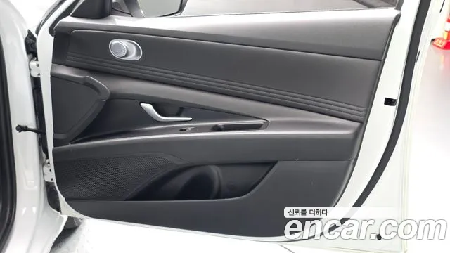 Hyundai AVANTE Новый Avante (CN7) — Фото автомобиля 21