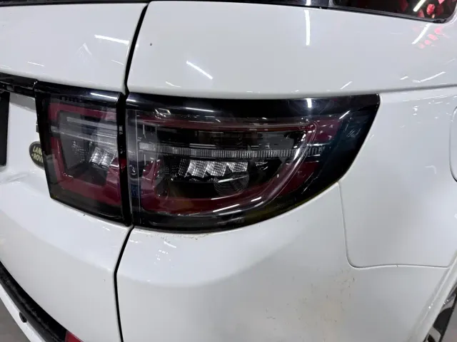 Land Rover Discovery Sport — Фото автомобиля 20