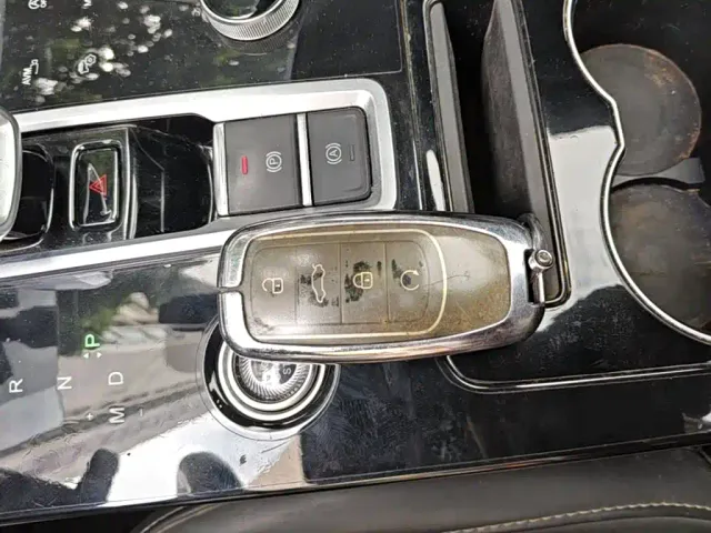 Chery Tiggo 8 — Фото автомобиля 8