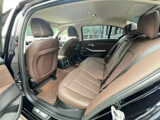 BMW 3 Series — Фото автомобиля 9