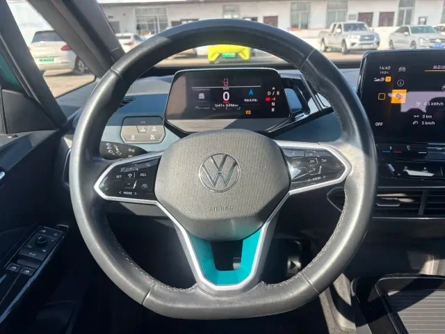 Volkswagen ID.3 — Фото автомобиля 10