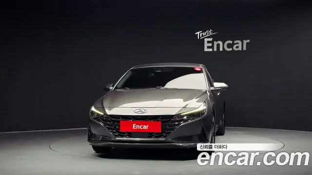 Hyundai Avante CN7 — Фото автомобиля 3