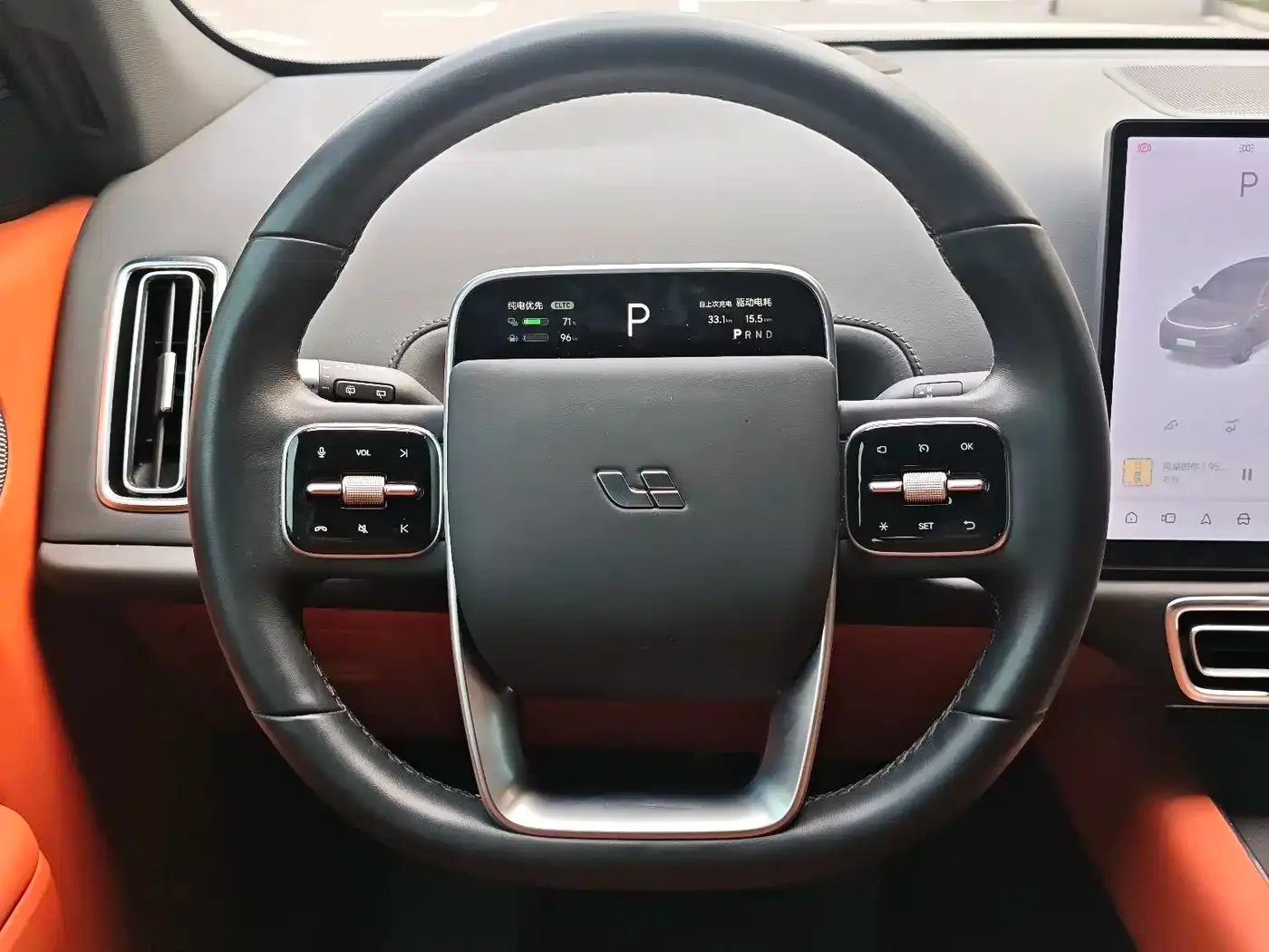 Li Auto Li Auto L7 2023 Pro — Фото автомобиля 8