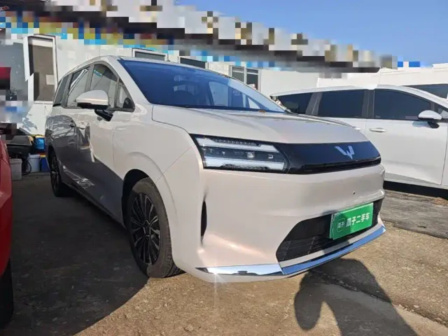 Wuling Starlight 730 — Фото автомобиля 3