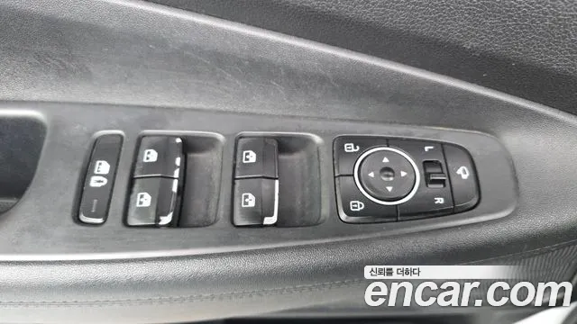 Hyundai Santafe Новый Santa Fe Дизель 2.2 2WD — Фото автомобиля 26