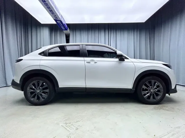 Honda XR-V — Фото автомобиля 5