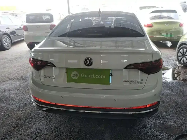 Volkswagen Sagitar — Фото автомобиля 5
