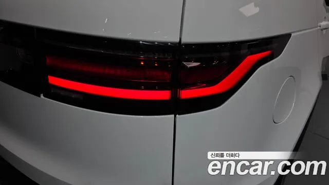 Land Rover Discovery — Фото автомобиля 23