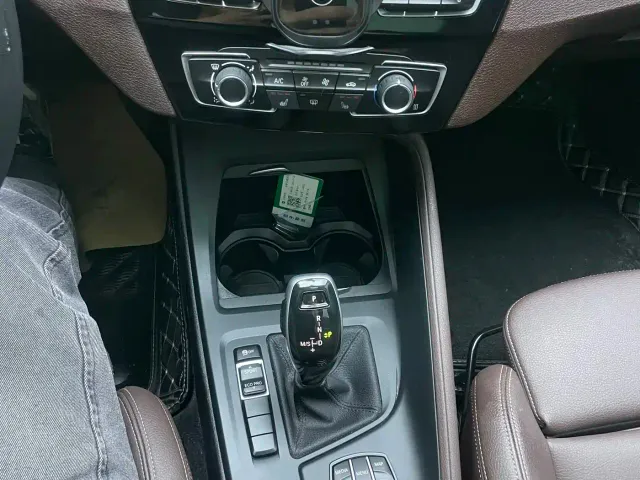BMW X1 — Фото автомобиля 14