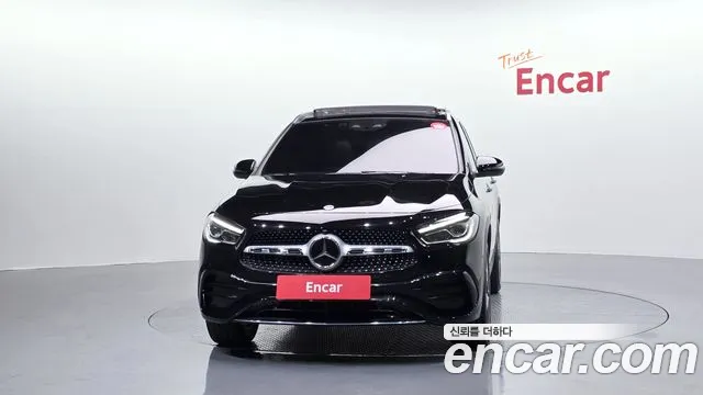 Mercedes-Benz GLA-Class — Фото автомобиля 3