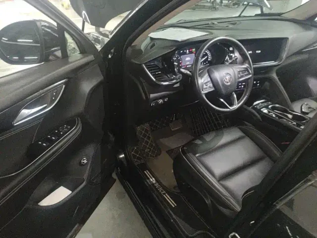 Buick Envision Plus — Фото автомобиля 13
