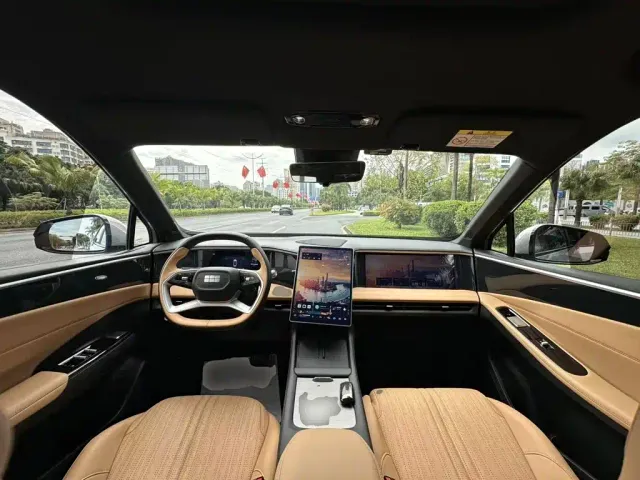 Geely Galaxy L7 — Фото автомобиля 9