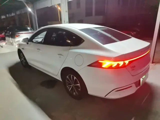 BYD Qin PLUS — Фото автомобиля 4