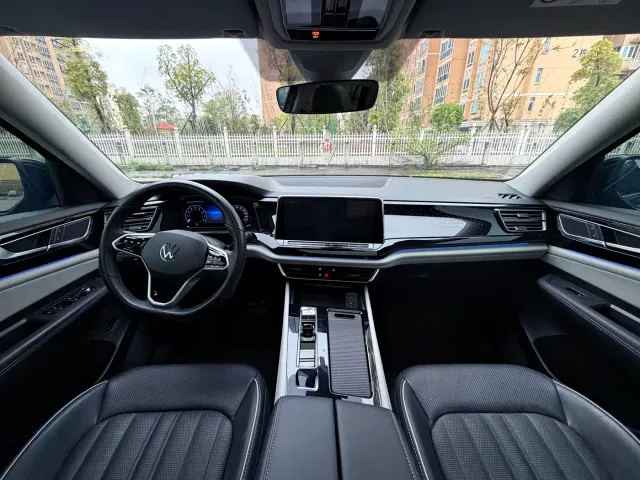 Volkswagen Teramont 2022 330TSI 2WD Premium Luxury — Фото автомобиля 14