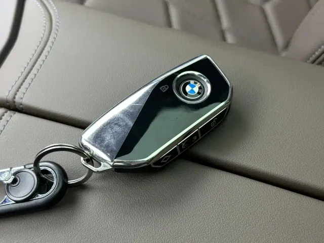 BMW 5 Series — Фото автомобиля 18