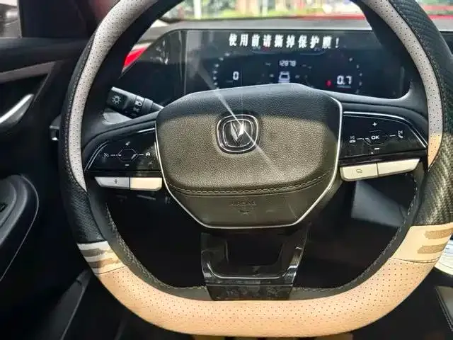 Changan Eado — Фото автомобиля 8