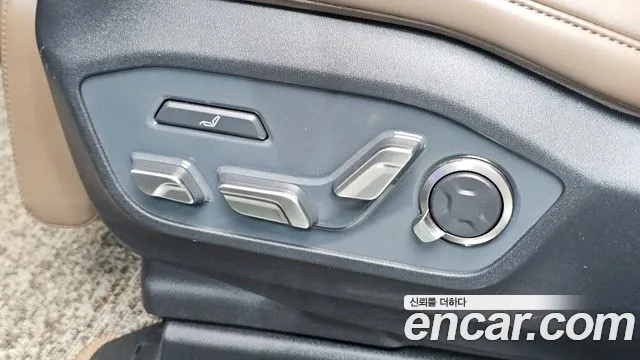 Kia EV9 — Фото автомобиля 28