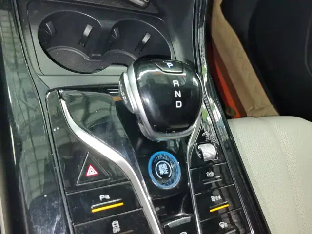 BYD Qin PLUS — Фото автомобиля 16