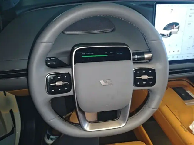 Li Auto i6 — Фото автомобиля 10