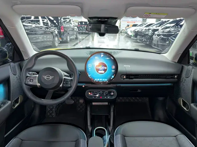 MINI Cooper — Фото автомобиля 12
