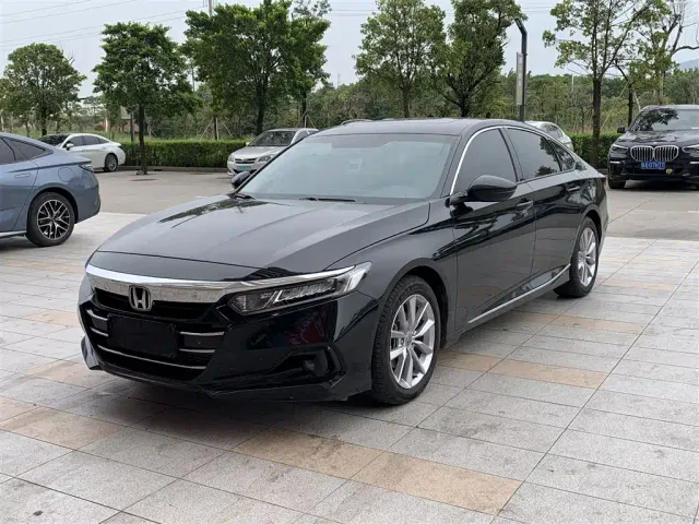 Фотография автомобиля — Honda Accord