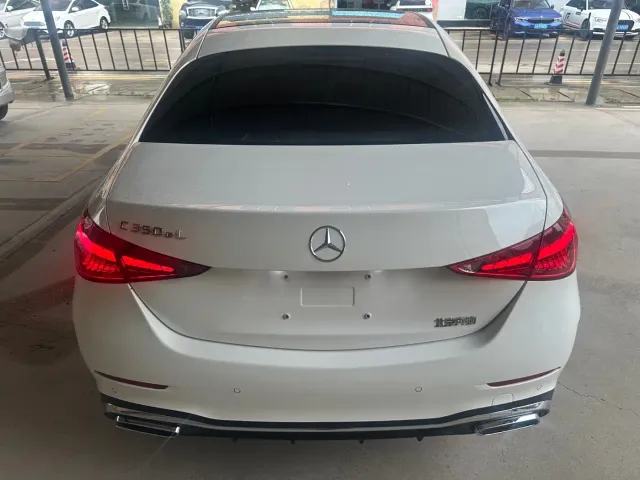 Mercedes-Benz C-Class — Фото автомобиля 16