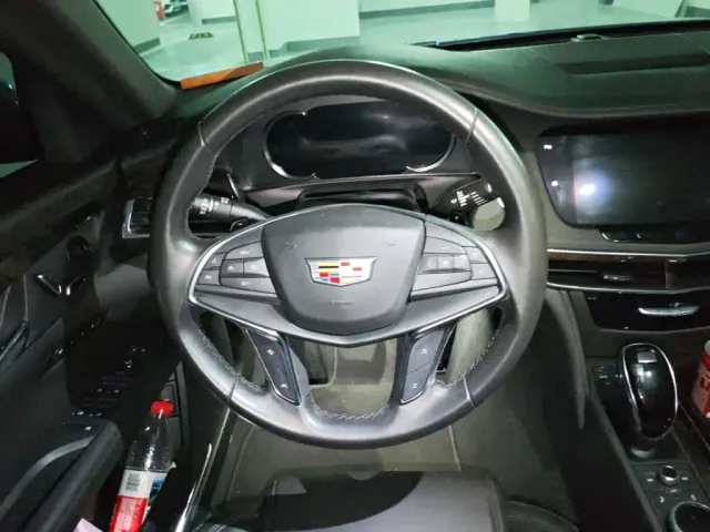 Cadillac CT6 — Фото автомобиля 11