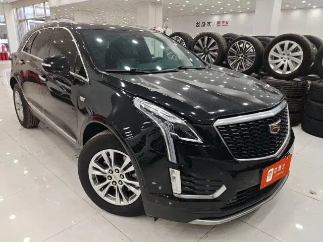 Cadillac XT5 — Фото автомобиля 2
