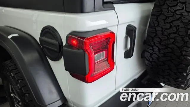 Jeep Wrangler Wrangler (JL) 2.0 Rubicon 2 двери — Фото автомобиля 23