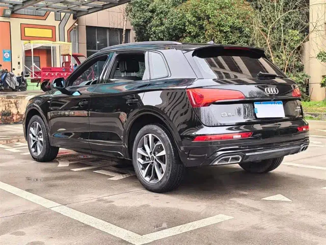 Audi Q5L — Фото автомобиля 17