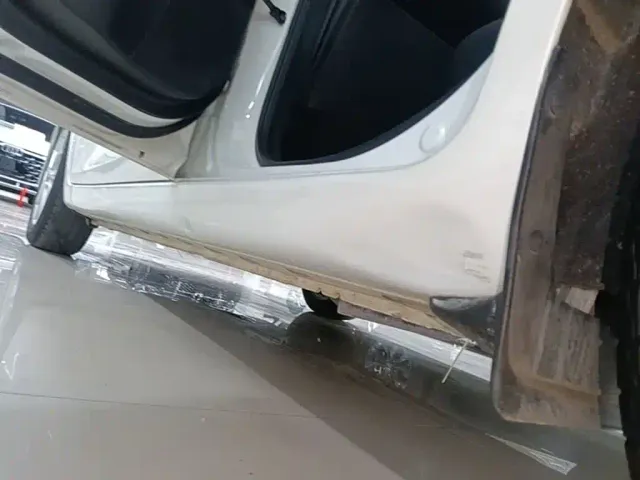 Nissan Tiida — Фото автомобиля 21