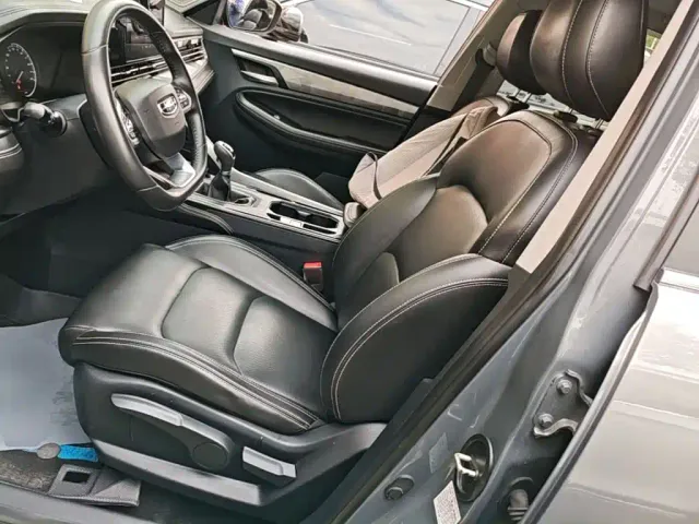 Geely Vision X6 — Фото автомобиля 14