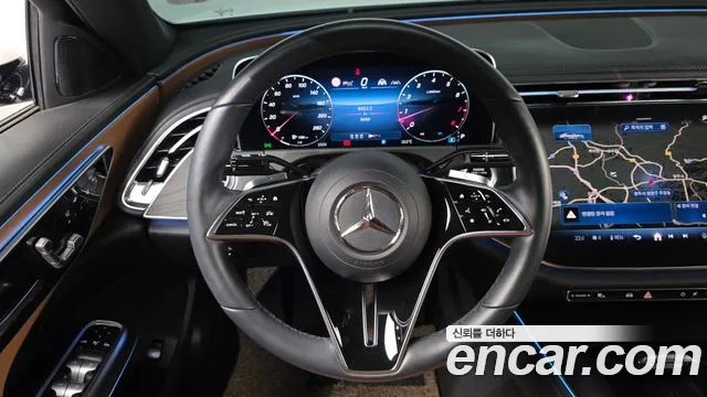 Mercedes-Benz E-Class W214 — Фото автомобиля 20