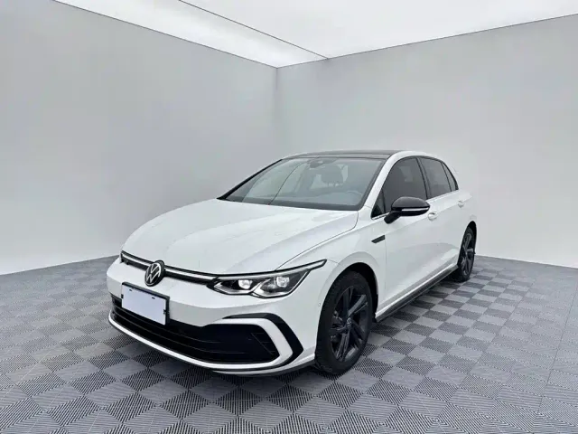 Фотография автомобиля — Volkswagen Golf