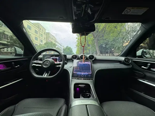 Mercedes-Benz C-Class — Фото автомобиля 4