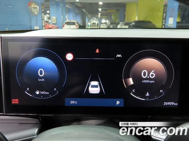 Hyundai Grandeur Grandeur (GN7) 2.5 Бензин 2WD — Фото автомобиля 10