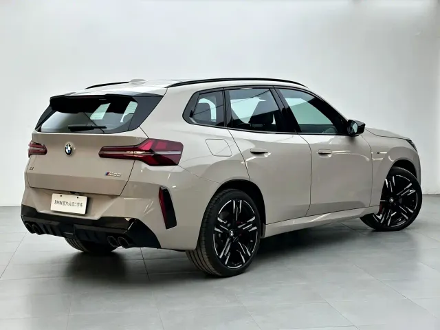 BMW X3 M50 — Фото автомобиля 4