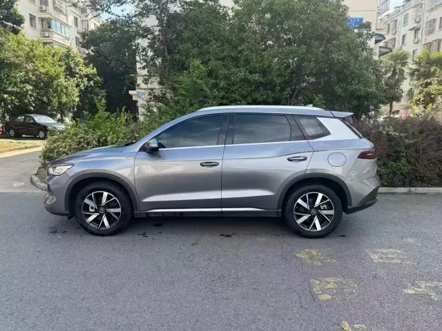 BYD Song Pro — Фото автомобиля 4