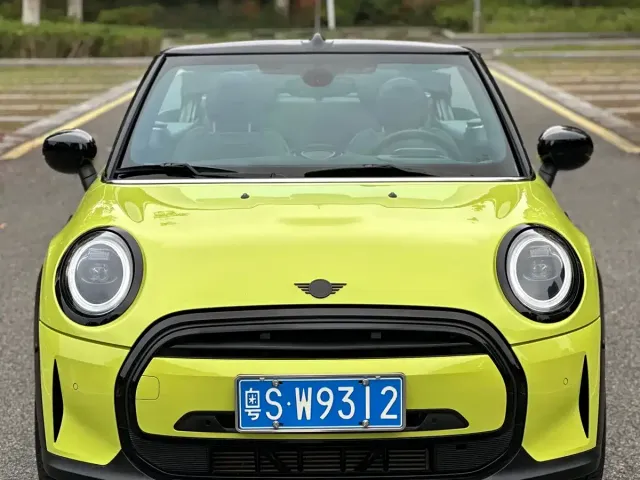 MINI Hatch — Фото автомобиля 2