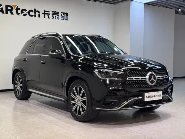 Mercedes-Benz GLE-Class — Фото автомобиля 2