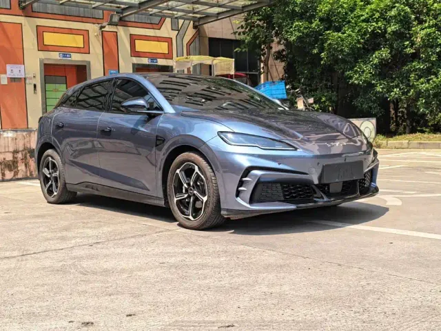 BYD Seal 06 GT — Фото автомобиля 3