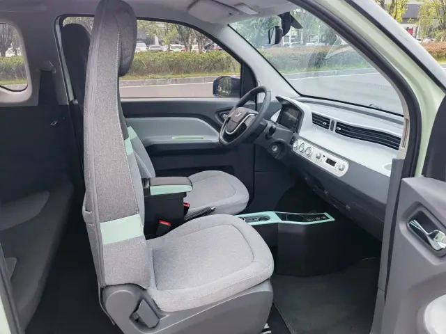Wuling Hongguang Mini EV — Фото автомобиля 10