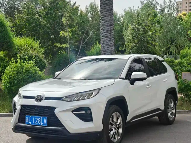 Фотография автомобиля — Toyota Wildlander