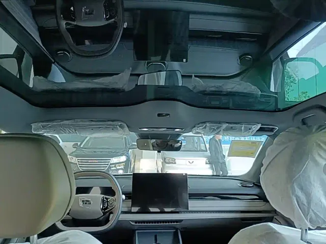 Geely Galaxy Xingyao 8 — Фото автомобиля 17