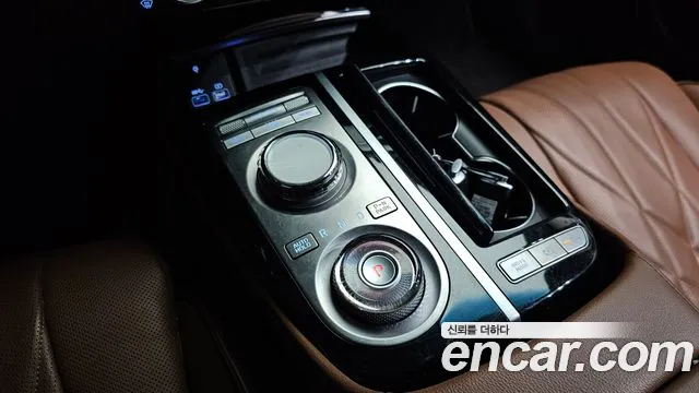 Genesis G80 RG3 — Фото автомобиля 12