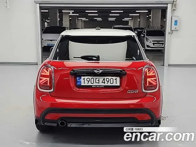 Mini Cooper Cooper Classic — Фото автомобиля 2