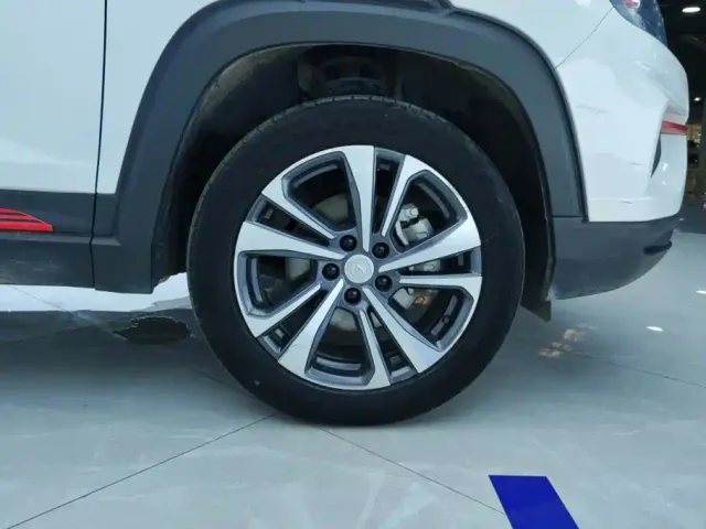 Changan CS35 Plus — Фото автомобиля 6